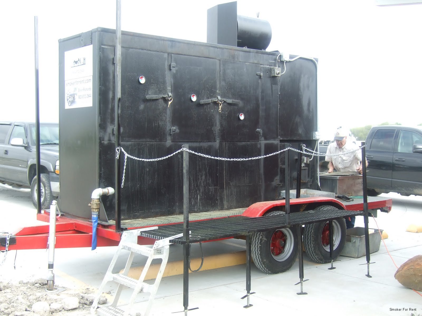 2010_0401SMOKER0009